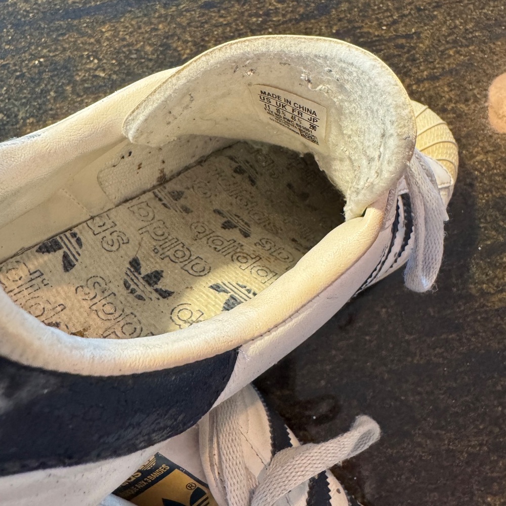 Men’s Adidas Sneakers - Picture 4 of 4
